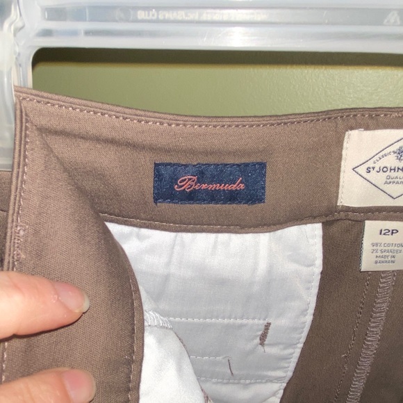 NWT St. John’s Bay Classic Fit Bermuda Shorts Brown Size 12P - Picture 9 of 9